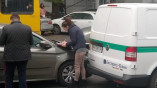 В центре Одессы иномарка влетела в инкассаторский автомобиль