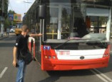 В Одессе троллейбус сбил пешехода (фото)