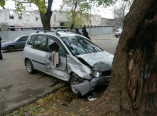 В дорожном происшествии пострадал водитель автомобиля
