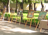 В Горсаду открылась выставка живописи «Скверы Одессы»