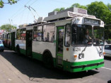 Утреннее ДТП на поселке Таирова остановило троллейбусы двух маршрутов