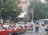 Одесситы заблокировали движение на улице Филатова (дополнено)