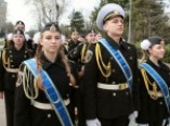 Одесские школьники заступили на почетную вахту на Аллее Славы (видео)