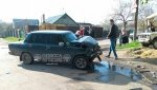 В аварии на Ленпоселке пострадали два человека