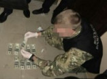 В Одесской области районный военком пойман на взятке (фото)