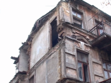 В центре Одессы разрушается жилой дом
