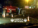 В центре Одессы перевернулся автомобиль