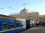 "Укрзализныця" увеличила число пассажирских поездов