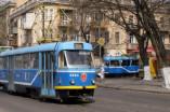 Автохам остановил движение двух трамвайных маршрутов