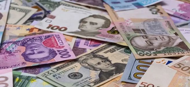 Курс доллара и евро: прогноз эксперта Даниила Монина