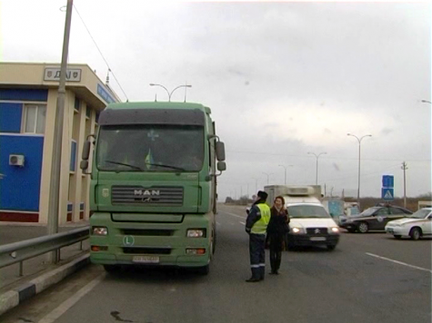 На въезде в Одессу ужесточен весовой контроль транспорта На въезде в Одессу ужесточен весовой контроль транспорта