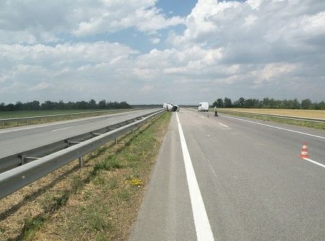 Авария на трассе Одесса – Киев. Пострадали дети Авария на трассе Одесса – Киев. Пострадали дети