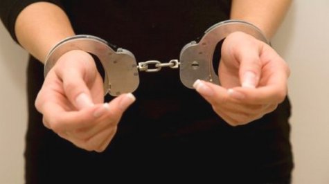 Юной воровке грозит 4 года лишения свободы Юной воровке грозит 4 года лишения свободы