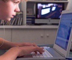 Одесские подростки и социальные сети: разрешить нельзя запретить (видео) Одесские подростки и социальные сети: разрешить нельзя запретить (видео)