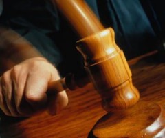 Двое одесских милиционеров-вымогателей получили по пять лет тюрьмы Двое одесских милиционеров-вымогателей получили по пять лет тюрьмы