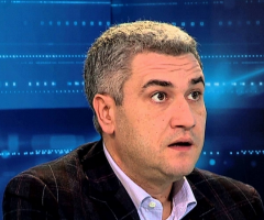 Им все мало: мультимиллионер Урбанский решил получить матпомощь из бюджета Им все мало: мультимиллионер Урбанский решил получить матпомощь из бюджета