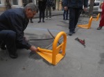 Вниманию одесситов: установка юнипаркеров является незаконной (фото) Вниманию одесситов: установка юнипаркеров является незаконной (фото)