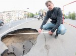 Вниманию одесских водителей: на проспекте Гагарина - провал Вниманию одесских водителей: на проспекте Гагарина - провал