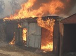На Черемушках горели гаражи На Черемушках горели гаражи