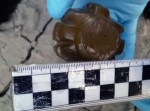 Юный одессит разгуливал по улице с гранатой (фото) Юный одессит разгуливал по улице с гранатой (фото)