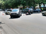 В Одессе возле управления патрульной полиции столкнулись иномарка и мопед (фото) В Одессе возле управления патрульной полиции столкнулись иномарка и мопед (фото)
