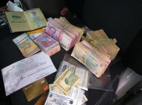 В Одессе выявлен конвертцентр с месячным оборотом более 30 млн. грн. (фото) В Одессе выявлен конвертцентр с месячным оборотом более 30 млн. грн. (фото)