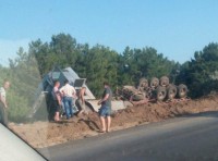 Груженый зерновоз перевернулся под Измаилом (фото) Груженый зерновоз перевернулся под Измаилом (фото)