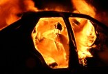 Горит автомобиль