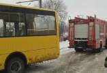 спасатели оказывали помощь водителям