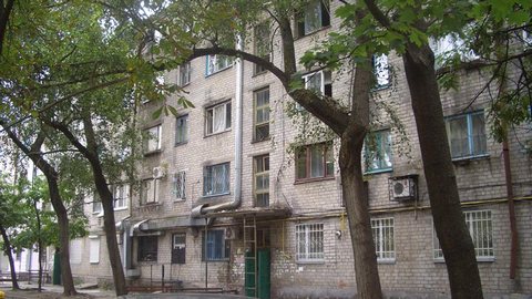 Президент подписал закон, разрешающий приватизацию общежитий Президент подписал закон, разрешающий приватизацию общежитий
