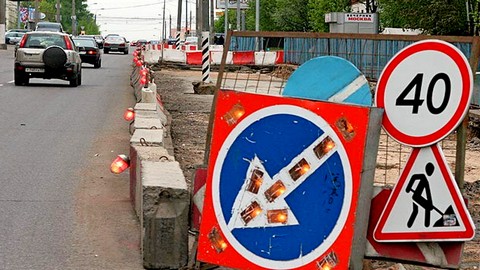 Продолжается ремонт дорог в Одессе Продолжается ремонт дорог в Одессе