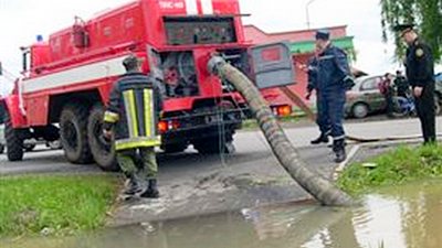 Одесса и область: пожарные ликвидируют последствия непогоды Одесса и область: пожарные ликвидируют последствия непогоды