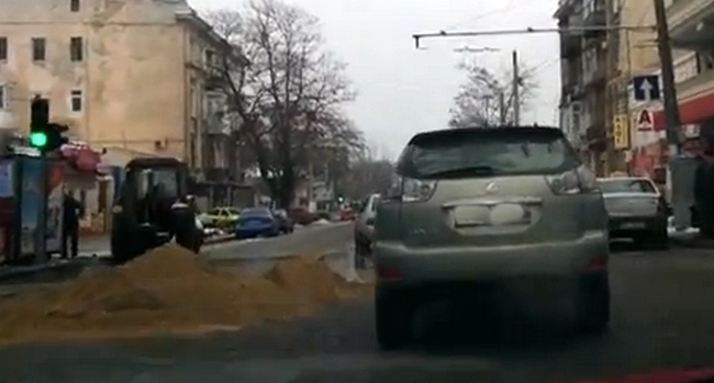 Утренний потопчик в центре Одессы Утренний потопчик в центре Одессы