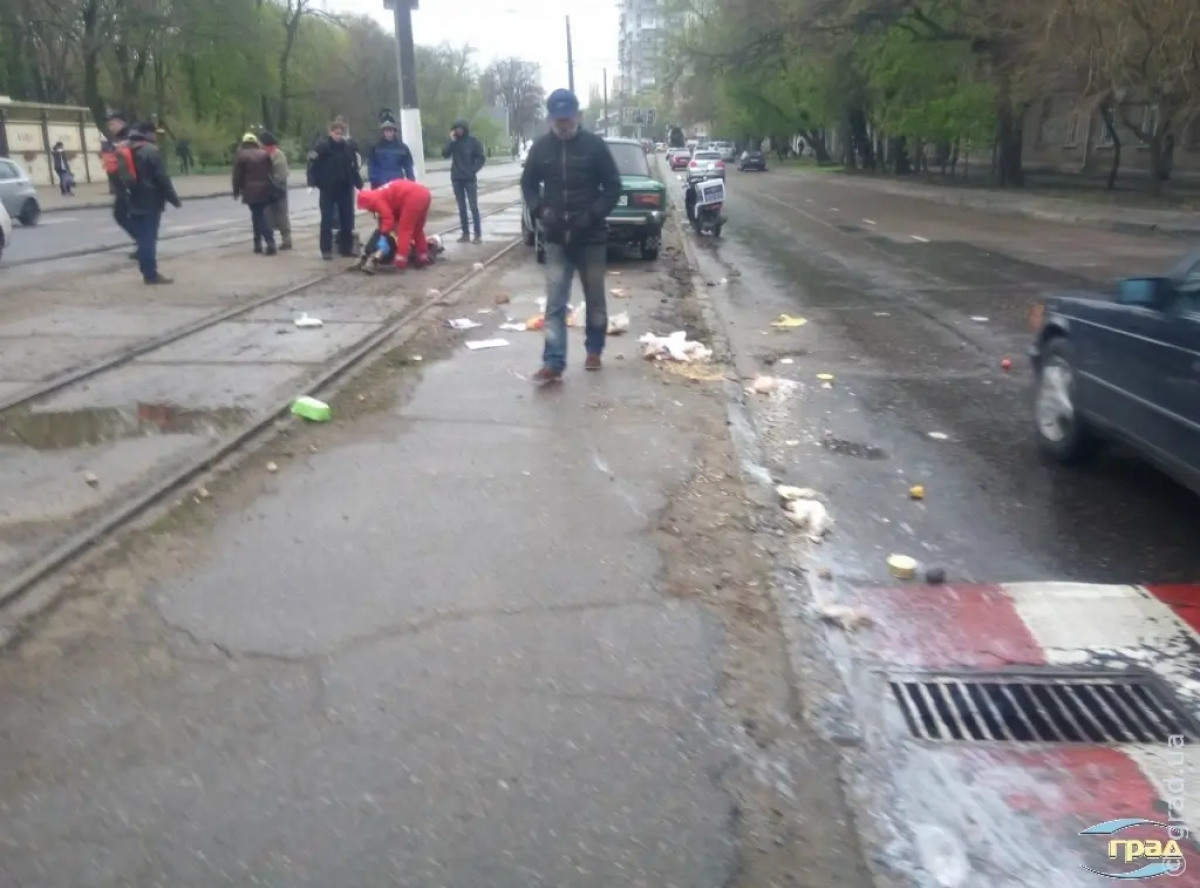 В Одессе па проспекте Гагарина в ДТП пострадал пешеход