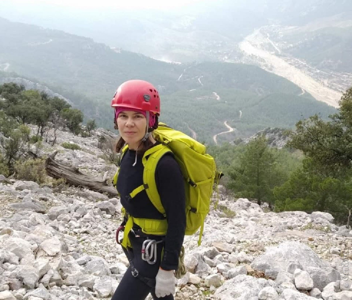 В горах Турции продолжаются поиски одесской альпинистки