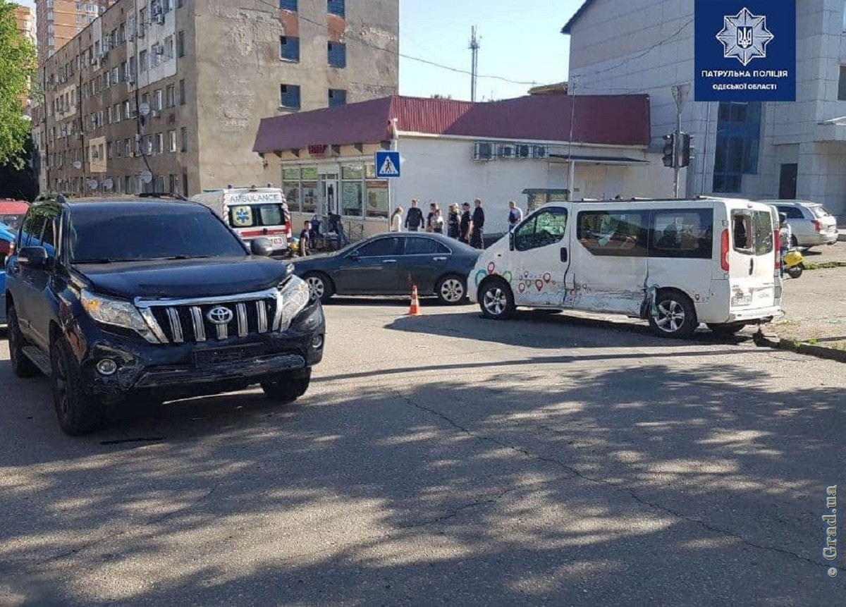Два человека пострадали в ДЬП на Молдаванке