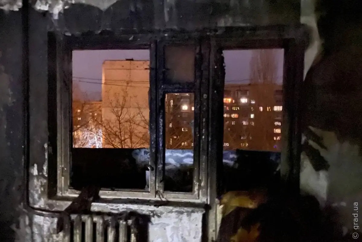 Пожар в многоэтажке на поселке Котовского: эвакуировано 35 человек