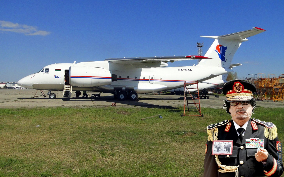 Самолет Муммара Каддафи в одесском аэропорту