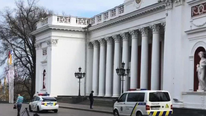 В Одессе задержан хулиган, «заминировавший» университет и мэрию
