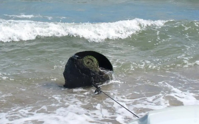 На один із пляжів Одеси винесло якірну міну