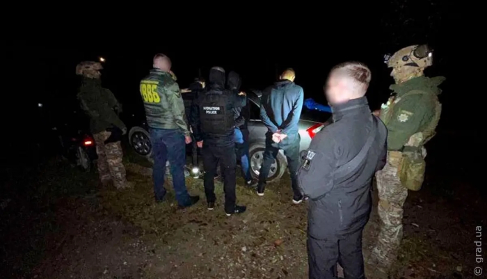 В Одеській області викрили дві схеми нелегального виїзду ухилістів за кордон