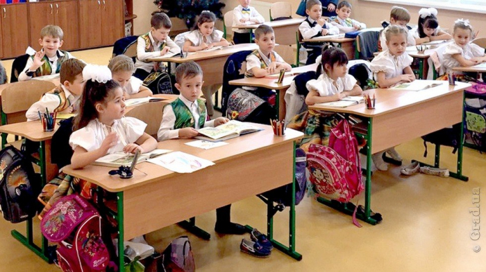 30 одесских школ будут работать в две смены