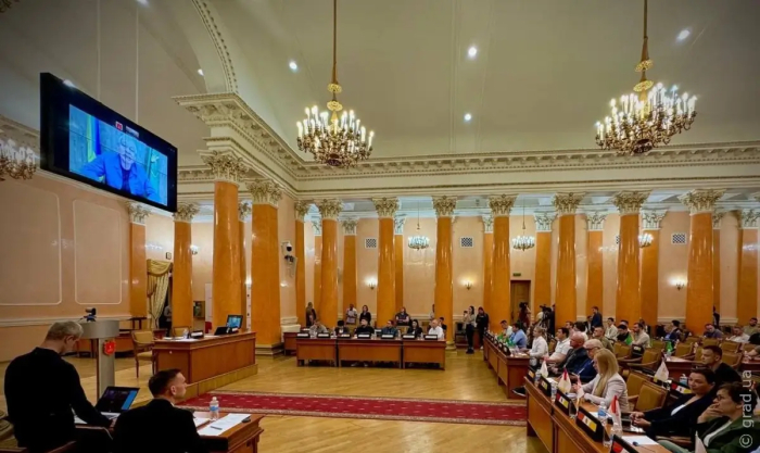 Одесса финансово поддержит защитников Харькова