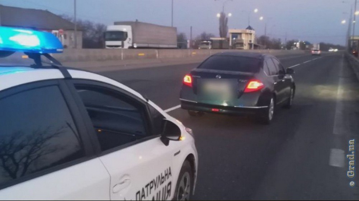 Одесская полиция с погоней задержала водителя-наркомана