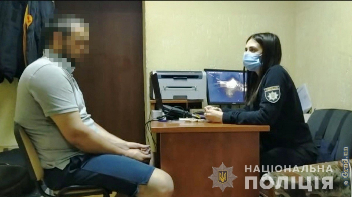 В Одессе разбойник нападал на молодых девушек