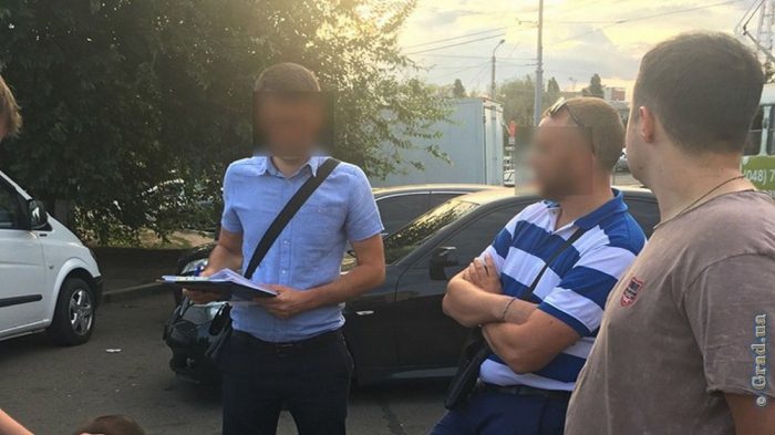 В Одессе на взятке пойман офицер исполнительной службы