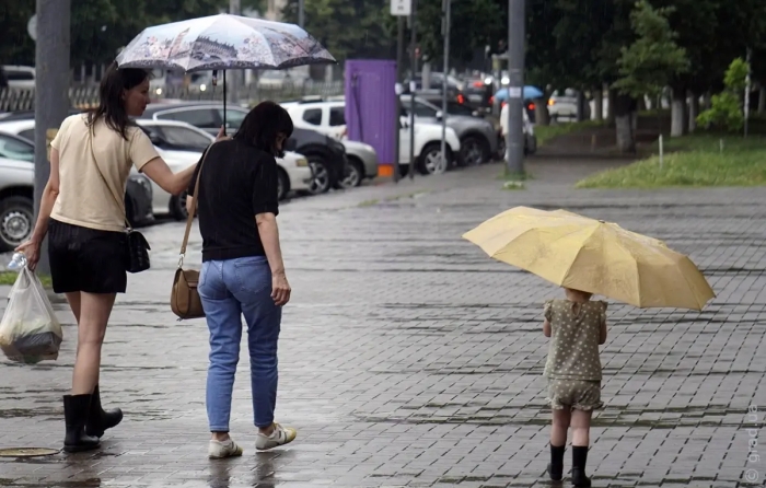 Непогода в Одессе: город частично затопило