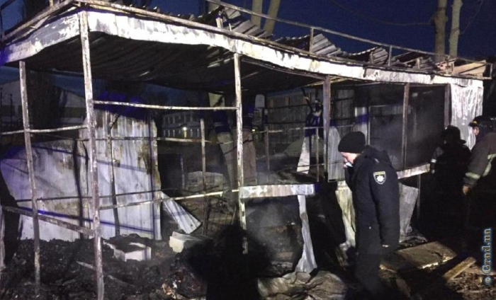 Три человека погибли в пожаре под Одессой