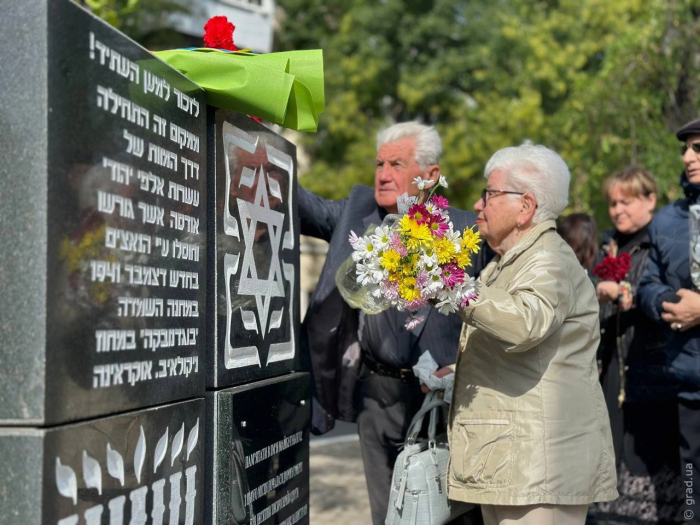 возложение цветов в Прохоровском сквере