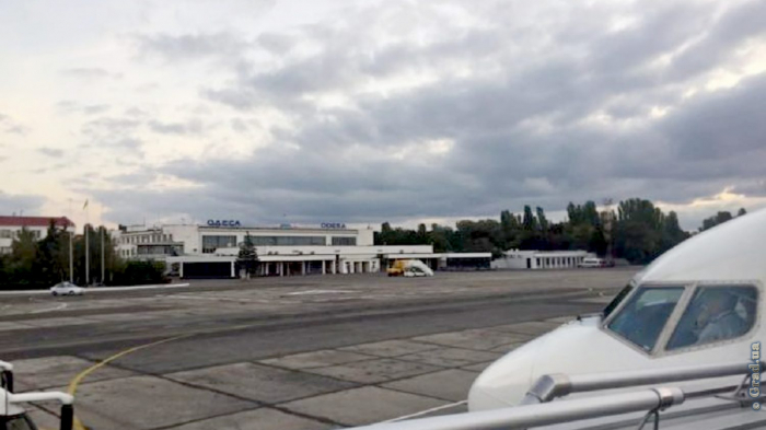 одесский аэропорт ВПП